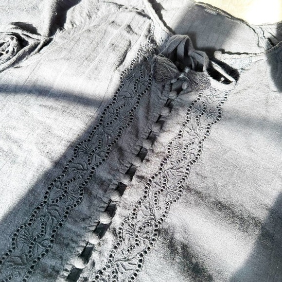 American Eagle Navy Blue Top Blouse Shirt Eyelet detail Size Small - Picture 7 of 13